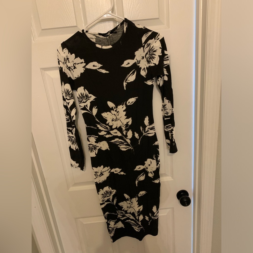NWT black and white long sleeve floral dress